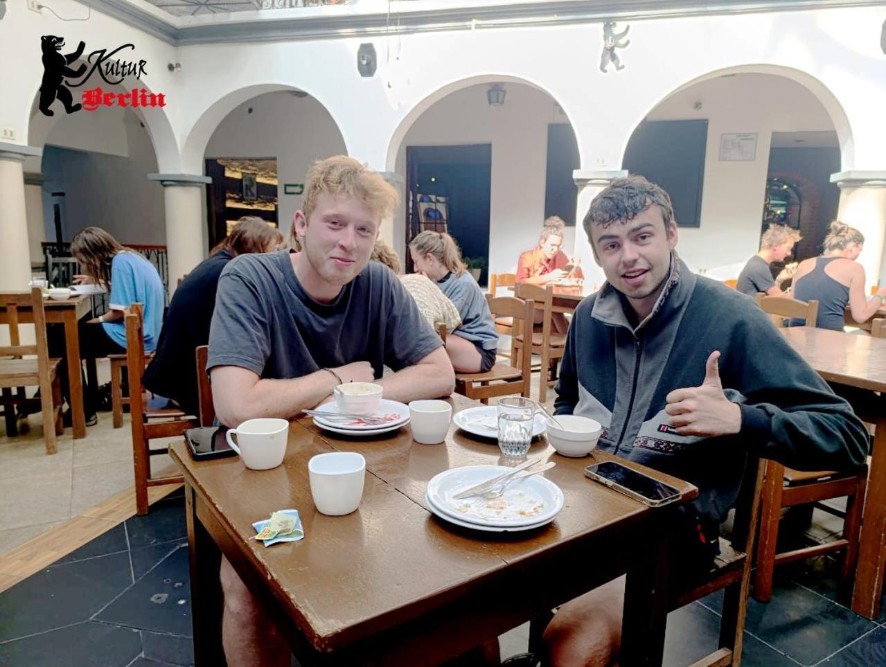 Kultur Berlin Hostel & Suites Sucre Zewnętrze zdjęcie